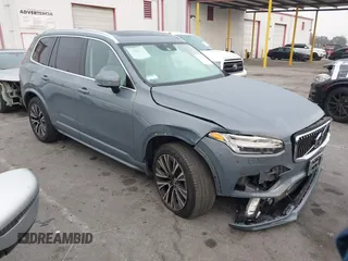 2022 Volvo XC90 Momentum with VIN YV4102CKXN1833414, listed as a IAAI auction lot 41167764 with 30,566 mi miles and . Bid and sale history available at DreamBid. Image 1.