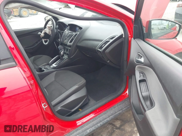 2013 Ford Focus SE with VIN 1FADP3F24DL150307, listed as a IAAI auction lot 41515237 with 130,387 mi miles. Bid and sale history available at carsss.com. Image 5.