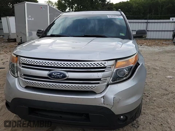 2011 Ford Explorer XLT z VIN 1FMHK8D80BGA58921, wystawiony jako Copart lot #63039705 z przebiegiem 160 052 mil mil oraz Szkoda całkowita • Salvage title. Historia ofert i sprzedaży dostępna na DreamBid. Obrazek 14.