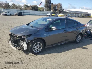 2017 Toyota Prius Plus z VIN JTDKARFP2H3058796, wystawiony jako Copart lot #52372055 z przebiegiem 119 165 mil mil oraz Szkoda całkowita • Salvage title. Historia ofert i sprzedaży dostępna na DreamBid. Obrazek 1.