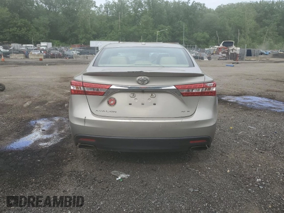 2014 Toyota Avalon Limited z VIN 4T1BK1EB7EU079438, wystawiony jako Copart lot #56710265 z przebiegiem 132 762 mil mil oraz Szkoda całkowita • Salvage title. Historia ofert i sprzedaży dostępna na DreamBid. Obrazek 6.