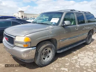 2001 GMC Yukon XL SLE with VIN 3GKFK16T01G144130, listed as a IAAI auction lot 41908702 with 263,081 mi miles. Bid and sale history available at carsss.com. Image 2.