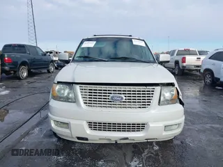 2006 Ford Expedition Limited with VIN 1FMFU19546LA23593, listed as a IAAI auction lot 41225947 with 190,418 mi miles. Bid and sale history available at carsss.com. Image 12.