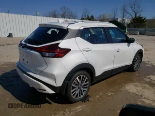 2024 Nissan Kicks SV with VIN 3N1CP5CV4RL473237, listed as a Copart auction lot 49705405 with 19,768 mi miles and Salvage Title. Bid and sale history available at DreamBid. Image 3.
