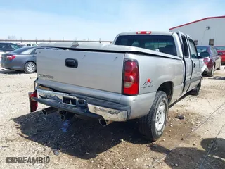 2006 Chevrolet Silverado 1500 LT1 with VIN 2GCEK19V761113414, listed as a IAAI auction lot 41835695 with 1 mi miles. Bid and sale history available at carsss.com. Image 4.