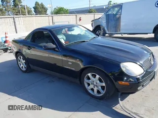 1999 Mercedes-Benz SLK 230/320 with VIN WDBKK47F8XF136256, listed as a IAAI auction lot 42192642 with 168,277 mi miles and . Bid and sale history available at DreamBid. Image 1.
