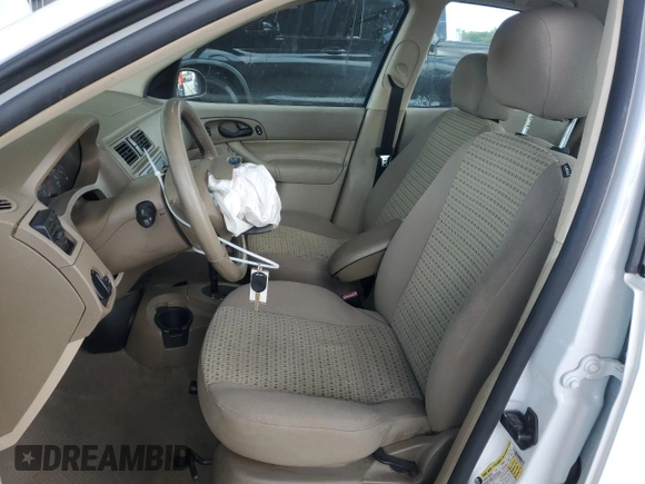 2007 Ford Focus S с VIN 1FAHP34N37W194526, выставлен на аукционе Copart как лот 58827125 с пробегом 48 693 миль миль и Списание • Salvage title. История ставок и продаж доступна на DreamBid. Изображение 7.