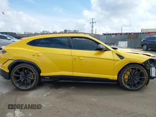 2023 Lamborghini Urus S z VIN ZPBUB3ZL1PLA24058, wystawiony jako IAAI lot #41686367 z przebiegiem 15 346 mil mil oraz . Historia ofert i sprzedaży dostępna na DreamBid. Obrazek 13.