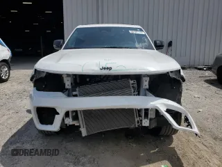 2023 Jeep Grand Cherokee Laredo z VIN 1C4RJGAGXPC552901, wystawiony jako Copart lot #60107115 z przebiegiem 44 231 mil mil oraz Szkoda całkowita • Salvage title. Historia ofert i sprzedaży dostępna na DreamBid. Obrazek 5.