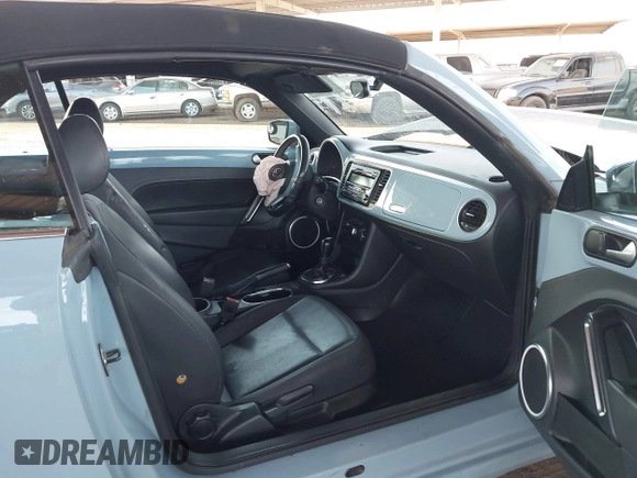 2013 Volkswagen Beetle 2.5L with VIN 3VW5P7AT9DM830477, listed as a IAAI auction lot 41957389 with Not Provided miles and . Bid and sale history available at DreamBid. Image 5.