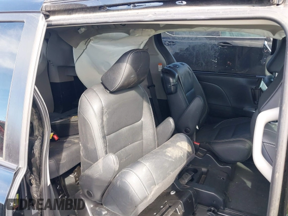 2020 Toyota Sienna SE with VIN 5TDXZ3DC7LS062183, listed as a IAAI auction lot 41791032 with 80,760 mi miles. Bid and sale history available at carsss.com. Image 8.