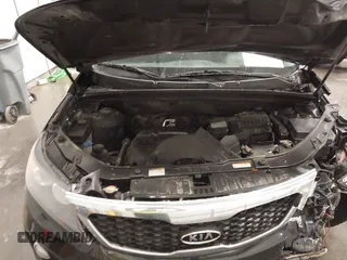 2013 Kia Sorento LX z VIN 5XYKTCA62DG338648, wystawiony jako IAAI lot #42352573 z przebiegiem 164 486 mil mil oraz . Historia ofert i sprzedaży dostępna na DreamBid. Obrazek 10.