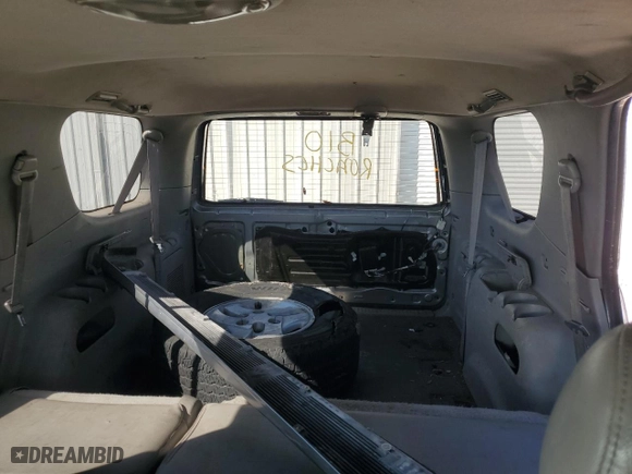 2001 Toyota Sequoia Limited with VIN 5TDBT48A21S016607, listed as a Copart auction lot 43915015 with 221,716 mi miles and Salvage Title. Bid and sale history available at carsss.com. Image 10.