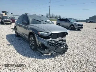 2024 Audi Q5 S line Premium with VIN WA1GAAFY4R2101908, listed as a Copart auction lot 48776875 with 5,471 mi miles and Salvage Title. Bid and sale history available at carsss.com. Image 12.