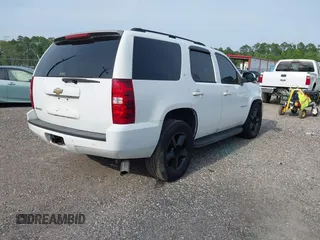 2007 Chevrolet Tahoe LS with VIN 1GNFC13J97R109226, listed as a IAAI auction lot 42304983 with 348,630 mi miles and . Bid and sale history available at DreamBid. Image 4.