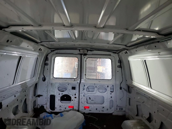 2013 Ford Econoline Cargo Commercial z VIN 1FTNE2EL7DDA00050, wystawiony jako Copart lot #58330445 z przebiegiem 166 206 mil mil oraz Szkoda całkowita • Salvage title. Historia ofert i sprzedaży dostępna na DreamBid. Obrazek 10.