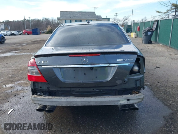 2007 Mercedes-Benz E 63 AMG with VIN WDBUF77X17B172367, listed as a IAAI auction lot 41712525 with 144,100 mi miles and . Bid and sale history available at carsss.com. Image 17.