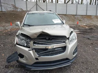 2016 Chevrolet Trax LT with VIN 3GNCJPSB1GL214016, listed as a IAAI auction lot 41971482 with 111,744 mi miles. Bid and sale history available at carsss.com. Image 12.