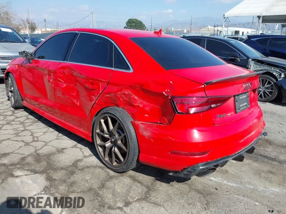 2017 Audi RS 3 с VIN WUABWGFF1H1900197, выставлен на аукционе IAAI как лот 41493934 с пробегом 24 017 миль миль и . История ставок и продаж доступна на DreamBid. Изображение 3.