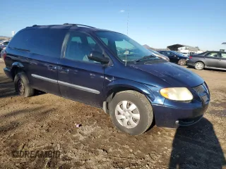 2003 Dodge Caravan Sport with VIN 2D4GP44R83R300621, listed as a Copart auction lot 82838414 with 215,871 mi miles and Salvage Title. Bid and sale history available at carsss.com. Image 4.