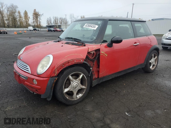 2003 MINI Hardtop z VIN WMWRC33413TC45360, wystawiony jako Copart lot #82666434 z przebiegiem 123 226 mil mil oraz Szkoda całkowita • Salvage title. Historia ofert i sprzedaży dostępna na DreamBid. Obrazek 1.
