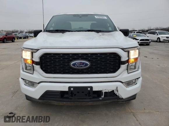 2021 Ford F-150 XL z VIN 1FTEW1CP0MFC94084, wystawiony jako Copart lot #43989965 z przebiegiem 3 151 mil mil oraz Szkoda całkowita • Salvage title. Historia ofert i sprzedaży dostępna na DreamBid. Obrazek 5.