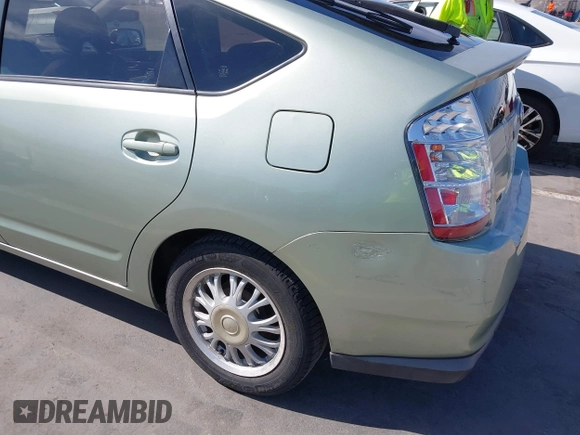 2008 Toyota Prius with VIN JTDKB20U283428437, listed as a IAAI auction lot 42018524 with 124,590 mi miles. Bid and sale history available at carsss.com. Image 6.