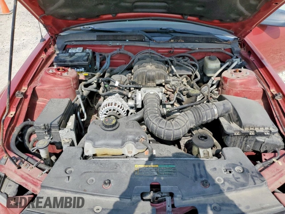 2008 Ford Mustang Deluxe with VIN 1ZVHT84NX85128644, listed as a Copart auction lot 57977125 with 93,500 mi miles and Clean title. Bid and sale history available at DreamBid. Image 11.