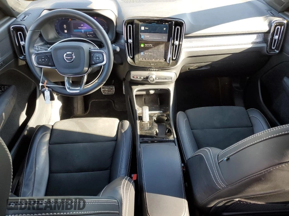 2022 Volvo XC40 Twin Plus z VIN YV4ED3UR8N2656606, wystawiony jako Copart lot #45480425 z przebiegiem 24 494 mil mil oraz Szkoda całkowita • Salvage title. Historia ofert i sprzedaży dostępna na DreamBid. Obrazek 8.