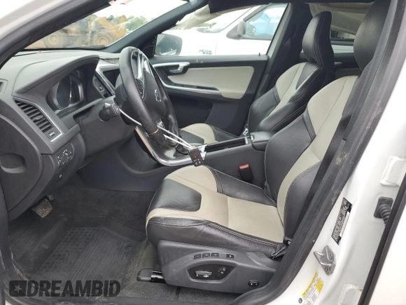 2016 Volvo XC60 T5 Drive-E Premier с VIN YV440MDKXG2906429, выставлен на аукционе Copart как лот 54184475 с пробегом 126 317 миль миль и Списание • Salvage title. История ставок и продаж доступна на DreamBid. Изображение 7.