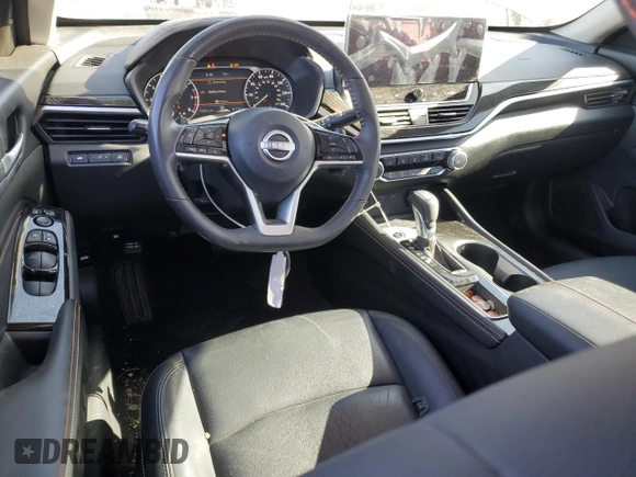 2023 Nissan Altima SR z VIN 1N4BL4CV2PN408419, wystawiony jako Copart lot #53984395 z przebiegiem 25 062 mil mil oraz Szkoda całkowita • Salvage title. Historia ofert i sprzedaży dostępna na DreamBid. Obrazek 8.