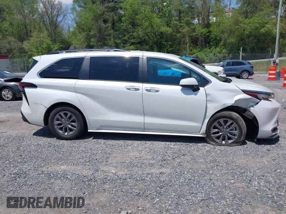 2023 Toyota Sienna XLE z VIN 5TDYSKFC3PS075938, wystawiony jako IAAI lot #42134780 z przebiegiem 34 213 mil mil oraz . Historia ofert i sprzedaży dostępna na DreamBid. Obrazek 13.