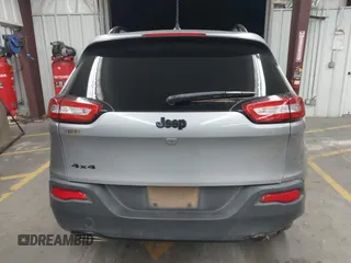 2018 Jeep Cherokee Latitude with VIN 1C4PJMCX3JD579569, listed as a IAAI auction lot 42347011 with 129,990 mi miles and . Bid and sale history available at DreamBid. Image 16.