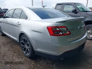 2017 Ford Taurus SHO with VIN 1FAHP2KT7HG116922, listed as a IAAI auction lot 42345084 with 117,247 mi miles and . Bid and sale history available at DreamBid. Image 3.