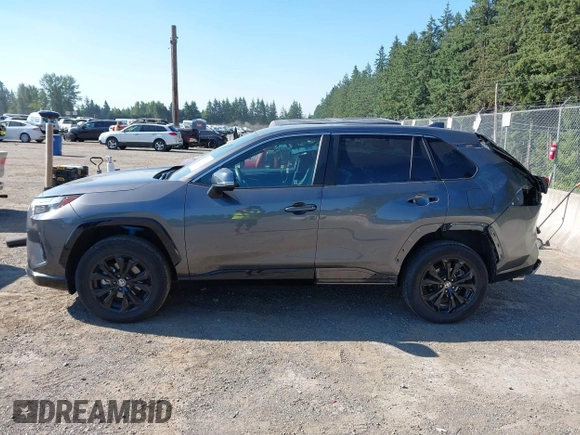 2022 Toyota RAV4 Hybrid SE z VIN 4T3T6RFV5NU101105, wystawiony jako IAAI lot #42666372 z przebiegiem 7 644 mil mil oraz . Historia ofert i sprzedaży dostępna na DreamBid. Obrazek 15.