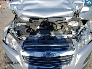 2016 Chevrolet Trax LT z VIN 3GNCJLSB7GL162268, wystawiony jako IAAI lot #41753118 z przebiegiem 123 599 mil mil oraz . Historia ofert i sprzedaży dostępna na DreamBid. Obrazek 10.