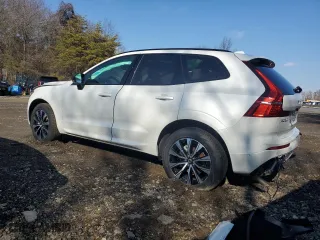 2025 Volvo XC60 Plus with VIN YV4M12RC1S1116731, listed as a Copart auction lot 44860085 with 1,923 mi miles and Clean Title. Bid and sale history available at carsss.com. Image 2.