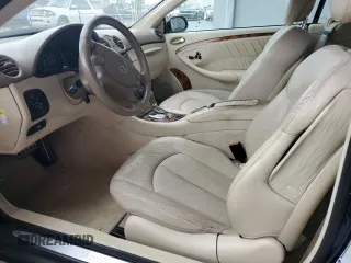 2007 Mercedes-Benz CLK 350 z VIN WDBTK56G87T084620, wystawiony jako Copart lot #61843215 z przebiegiem 92 936 mil mil oraz Czysty tytuł • Clean title. Historia ofert i sprzedaży dostępna na DreamBid. Obrazek 7.