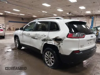 2019 Jeep Cherokee Latitude with VIN 1C4PJMCB7KD142941, listed as a IAAI auction lot 41491536 with 117,840 mi miles. Bid and sale history available at carsss.com. Image 3.