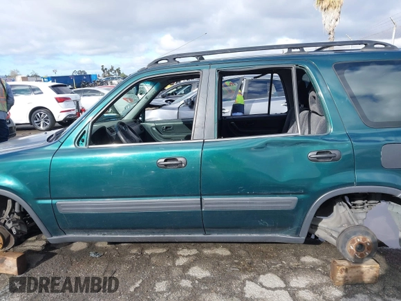 2001 Honda CR-V LX with VIN JHLRD28411S004985, listed as a IAAI auction lot 41735083 with 228,777 mi miles. Bid and sale history available at carsss.com. Image 14.