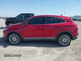 2015 Lincoln MKC with VIN 5LMCJ1A93FUJ30944, listed as a IAAI auction lot 41835261 with 142,324 mi miles. Bid and sale history available at carsss.com. Image 14.
