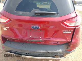 2013 Ford Escape Titanium with VIN 1FMCU0J93DUB43923, listed as a IAAI auction lot 41798566 with 109,351 mi miles. Bid and sale history available at carsss.com. Image 6.