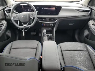 2025 Buick Encore GX Sport Touring с VIN KL4AMDSL1SB006771, выставлен на аукционе Copart как лот 54868335 с пробегом 2 795 миль миль и Списание • Salvage title. История ставок и продаж доступна на DreamBid. Изображение 8.