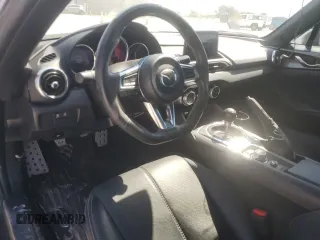 2023 Mazda MX-5 Miata Grand Touring z VIN JM1NDAM70P0550719, wystawiony jako Copart lot #75485484 z przebiegiem 21 110 mil mil oraz Szkoda całkowita • Salvage title. Historia ofert i sprzedaży dostępna na DreamBid. Obrazek 8.