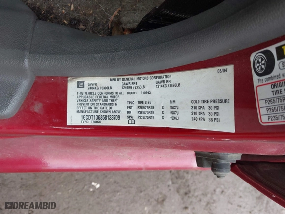 2005 Chevrolet Colorado 1SF LS Z71 with VIN 1GCDT136858133709, listed as a IAAI auction lot 42083101 with 209,919 mi miles. Bid and sale history available at carsss.com. Image 9.