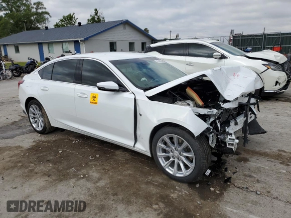 2024 Cadillac CT5 Luxury z VIN 1G6DM5RK9R0107524, wystawiony jako Copart lot #55196684 z przebiegiem 15 746 mil mil oraz Szkoda całkowita • Salvage title. Historia ofert i sprzedaży dostępna na DreamBid. Obrazek 4.