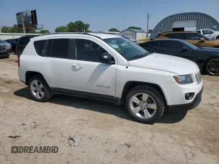 2016 Jeep Compass Sport с VIN 1C4NJCBA8GD633763, выставлен на аукционе Copart как лот 59568265 с пробегом 109 552 миль миль и Списание • Salvage title. История ставок и продаж доступна на DreamBid. Изображение 4.