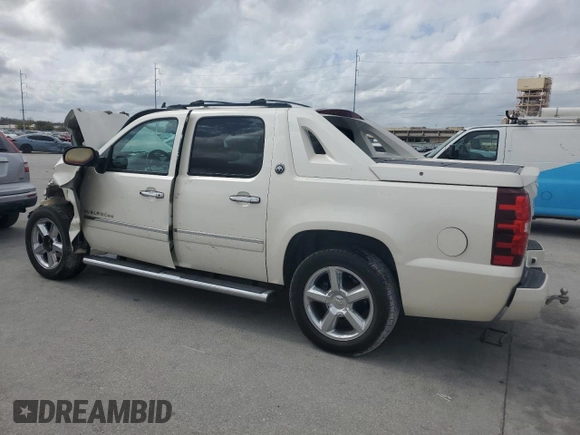 2013 Chevrolet Avalanche LTZ with VIN 3GNMCGE06DG321043, listed as a Copart auction lot 48144995 with Not provided miles and Salvage title. Bid and sale history available at DreamBid. Image 2.