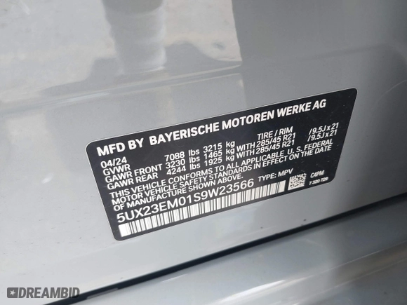 2025 BMW X7 xDrive40i with VIN 5UX23EM01S9W23566, listed as a IAAI auction lot 41490415 with 8,144 mi miles. Bid and sale history available at carsss.com. Image 9.