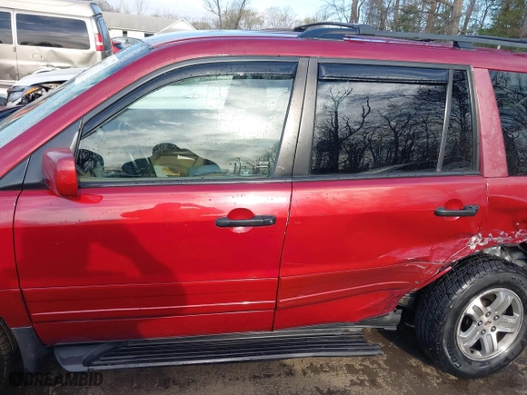 2004 Honda Pilot EX with VIN 5FNYF18674B003260, listed as a IAAI auction lot 41898340 with 214,249 mi miles. Bid and sale history available at carsss.com. Image 14.